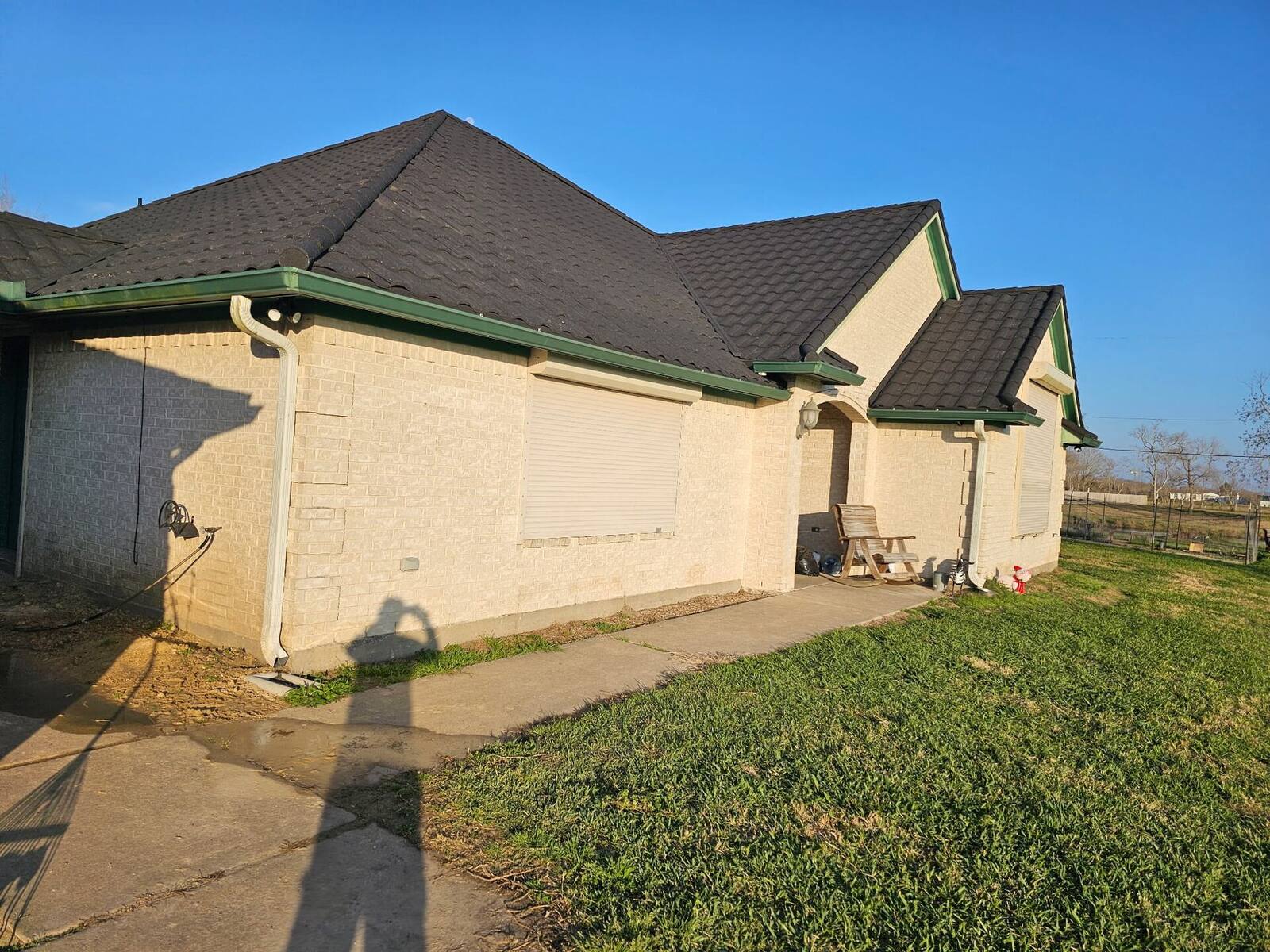 Asphalt Shingle Roof with Ventilation